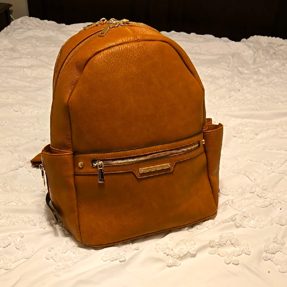 Poppy & Peonies Brooklyn Leather Backpack - Cognac